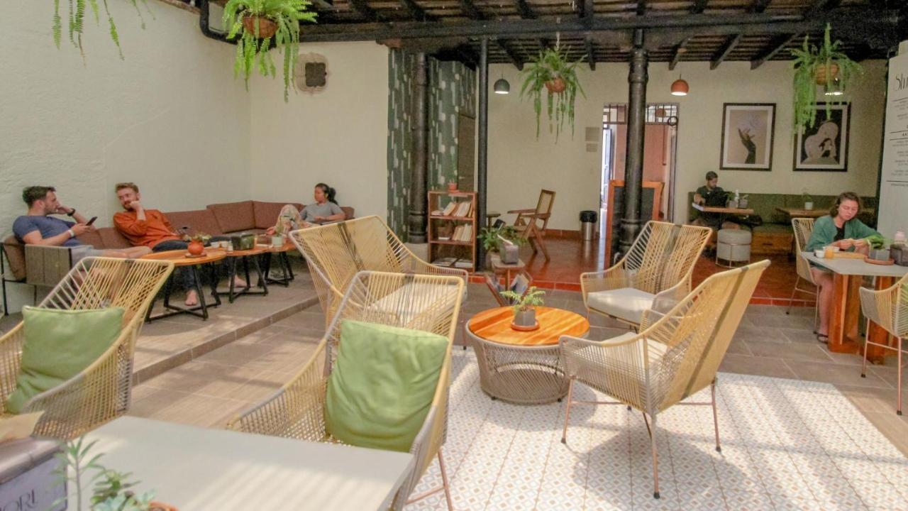 Flore Hostel 危地马拉安地瓜 外观 照片